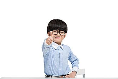 名越稔洋工作室注册新Logo 准备大展拳脚！